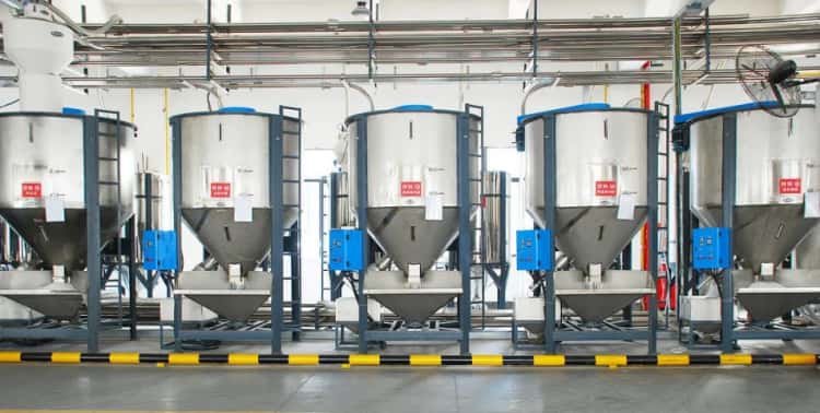 不銹鋼立式混料機(jī)